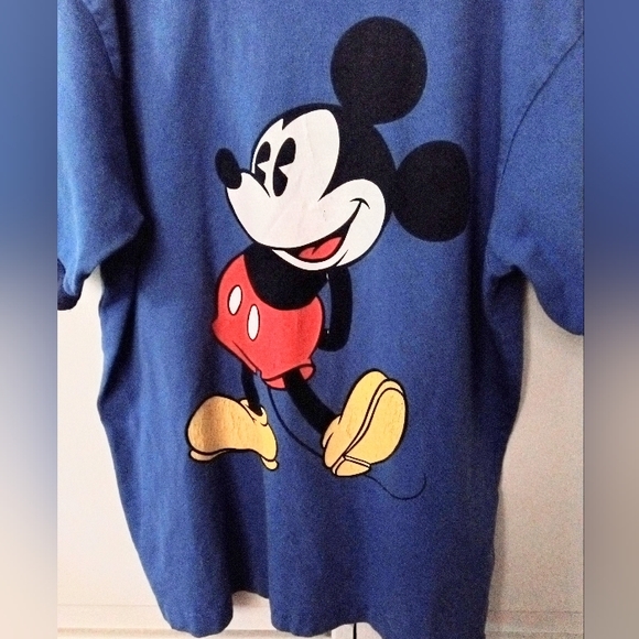 Vintag Disney Store Exclusive Size Medium Medium Mickey Mouse Shirt,Hard To Find - Picture 4 of 7